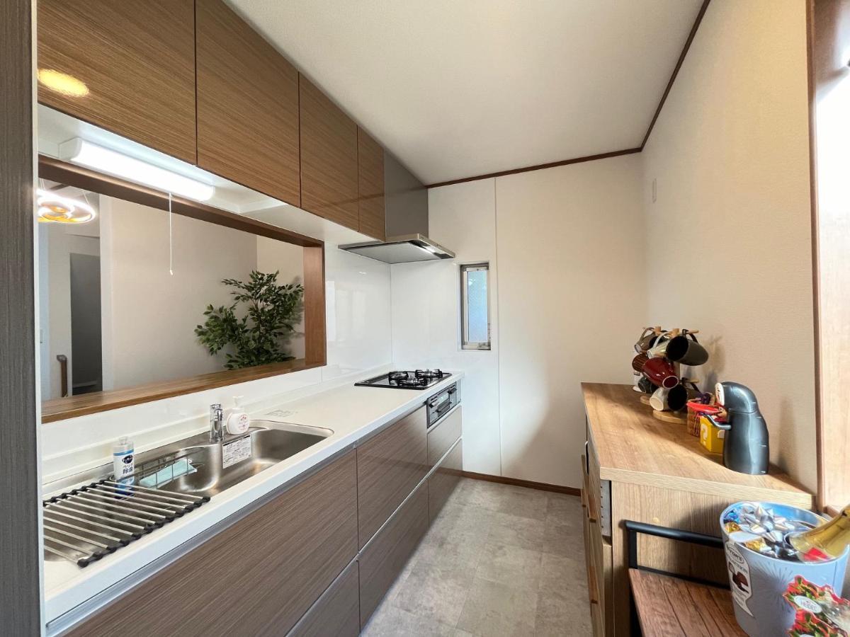Charming New Home Launch: Direct Access To Narita & Haneda Airports, Shinjuku, And Disneyland; Close To Asakusa & Akihabara! Präfektur Tokio Exterior foto